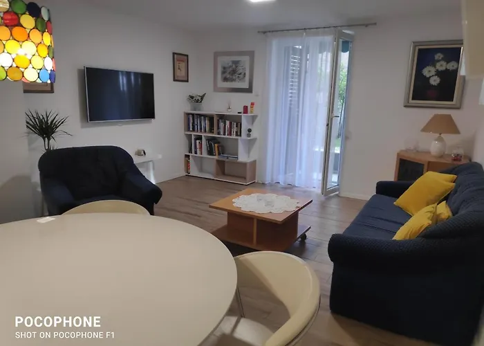 Garden Vanya * Split